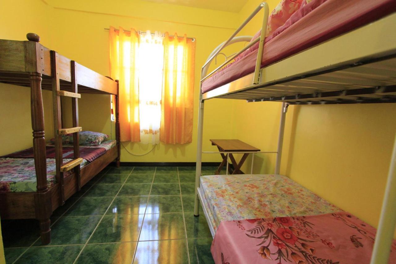 Joval Homestay Coron